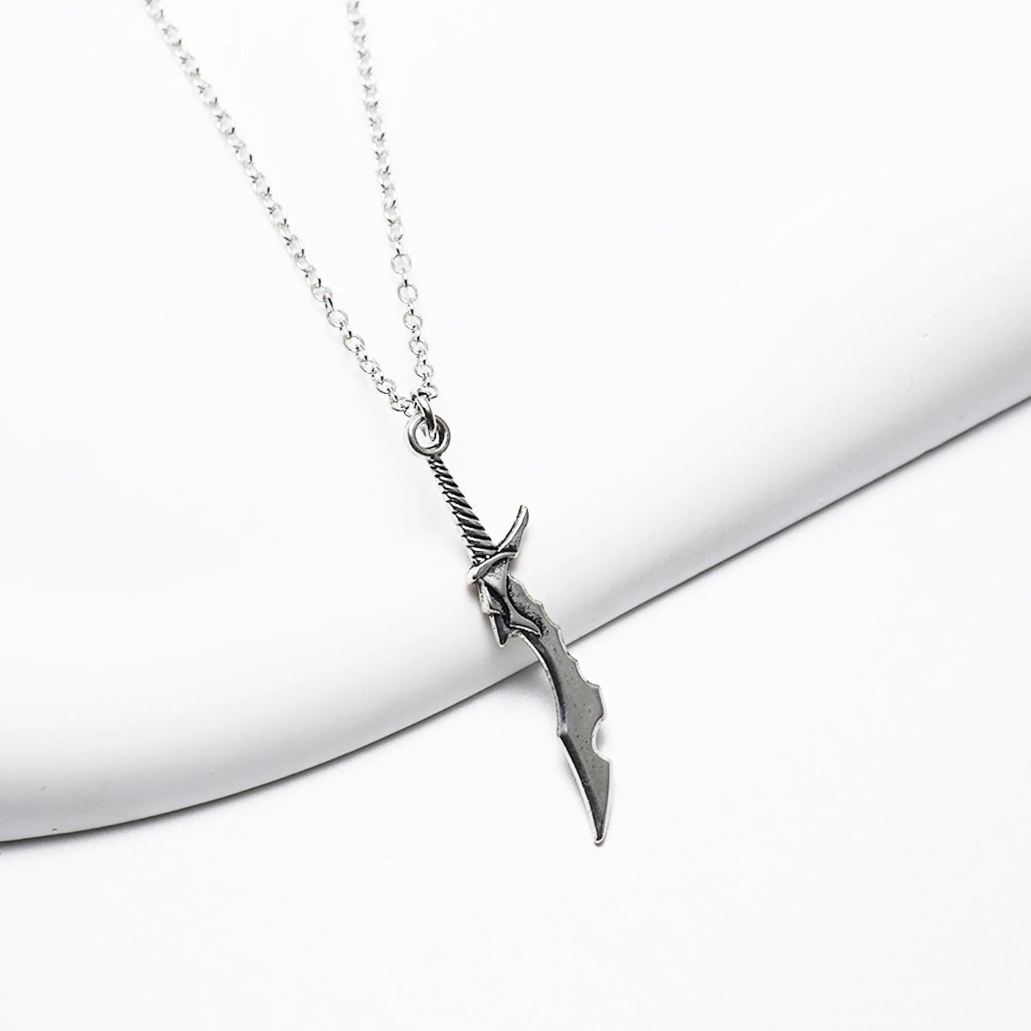 Solo Leveling Dagger Necklace