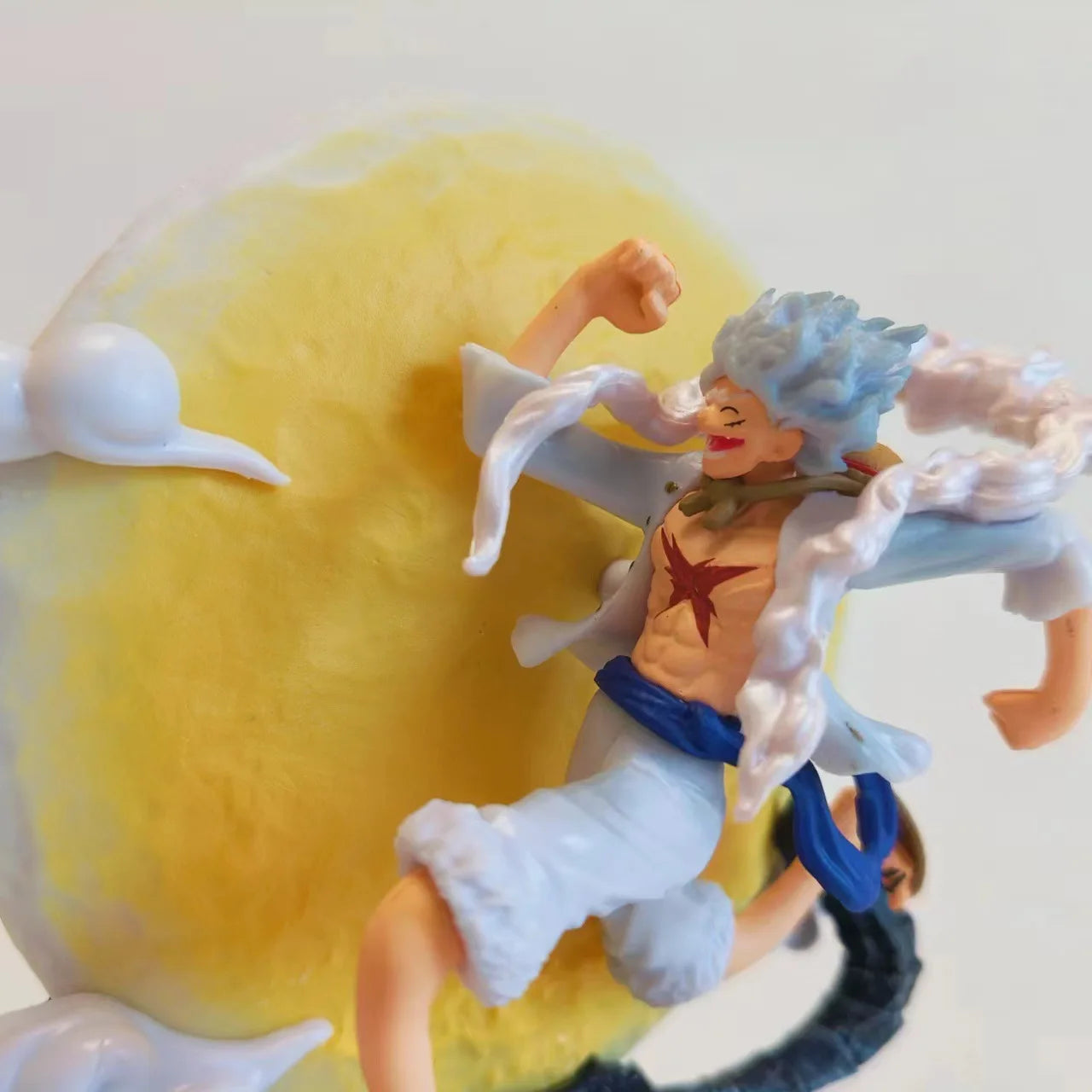 Sun God Nika - Lamp Figure